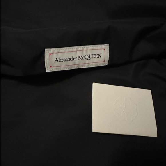 NEW Alexander McQueen Toiletry Bag - Picture 8 of 10